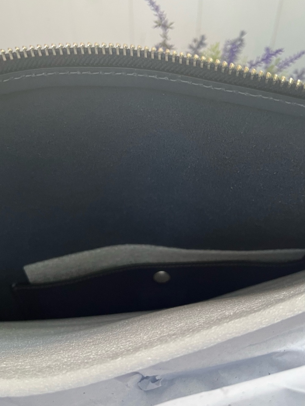 Coach Navy Blue Leather Mott Messenger bag sold out online - Picture 11 of 16